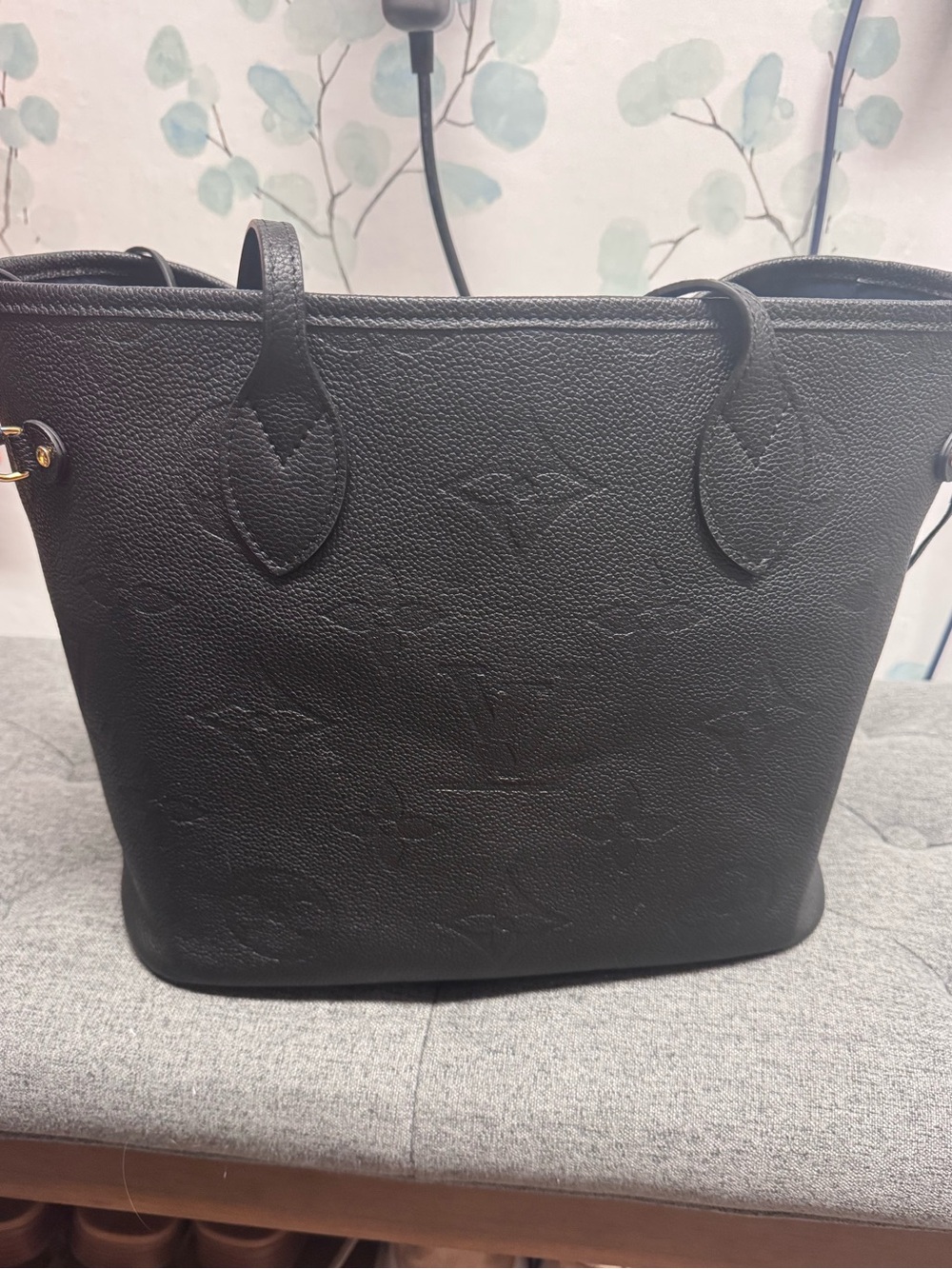 Faux Louis Vuitton Neverfull Embossed Leather